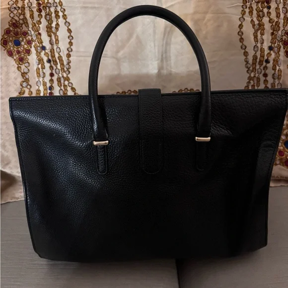 Balenciaga tube round bag in black leather